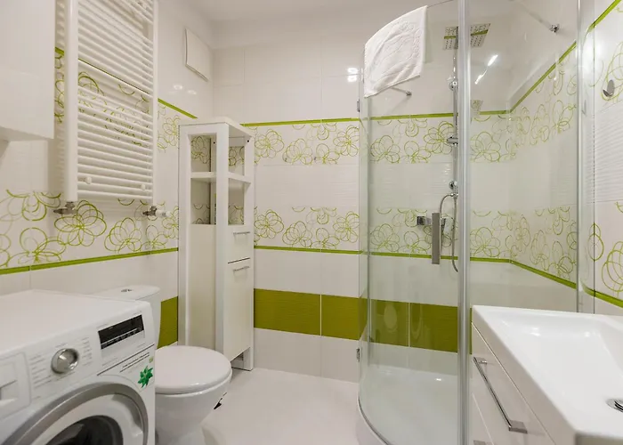 Shortstaypoland Kasprzaka B172 *